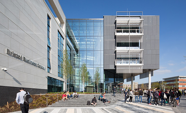 杰出校友谢曼芙,英国前首相戴维·卡梅伦的妻子爱德华·迈克尔