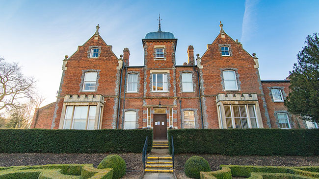 英国留学院校丨雷丁大学介绍 - 一森留学