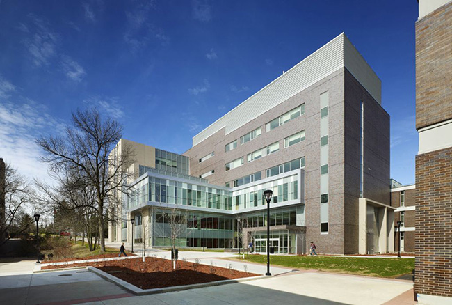 加拿大留学院校丨卡尔顿大学介绍 - 一森留学