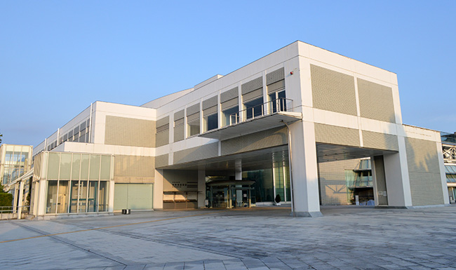 Gifu_Prefectural_Library_ac.jpg